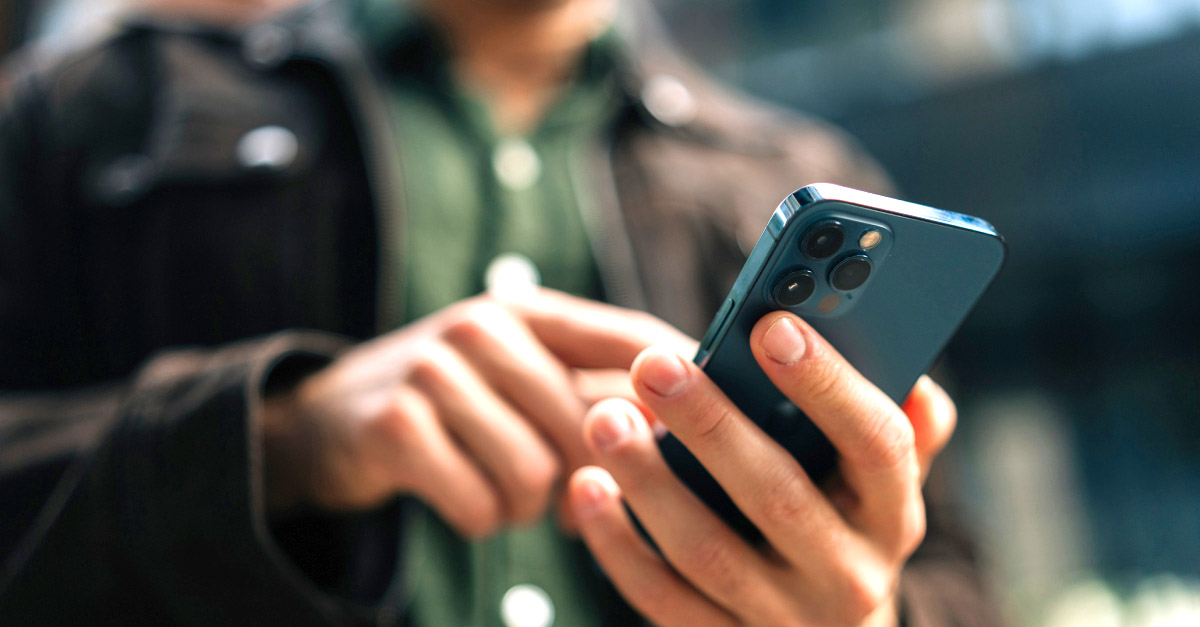 Before It Happens to You: The iPhone 12 Triple Zero Issue Every User Must Understand